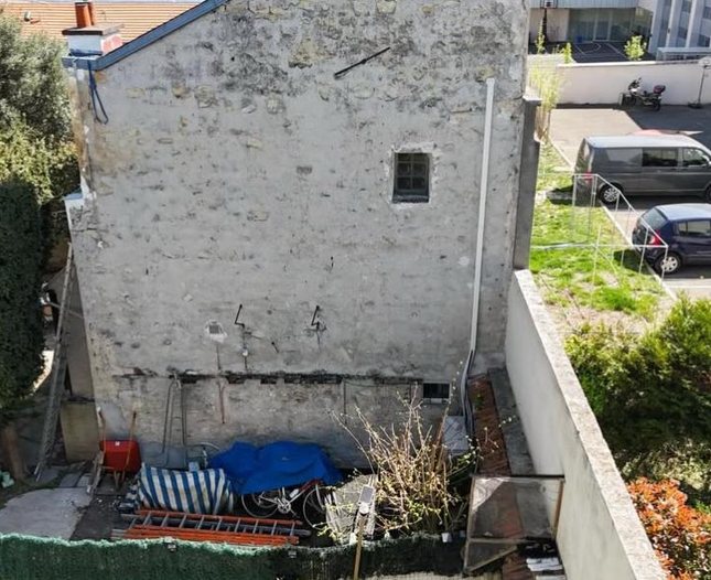 Nettoyage de façade au Chesnay-Rocquencourt (78150) - Fréderic Couverture en Yvelines (78)