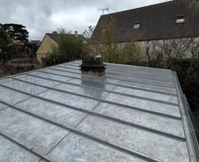 Pose de gouttières au Chesnay-Rocquencourt (78150) - Fréderic Couverture en Yvelines (78)